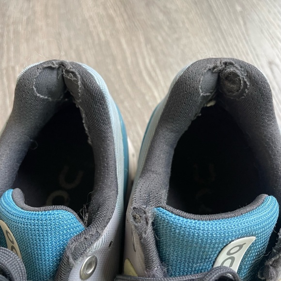 On Cloud Cloudstratus Sneakers - Picture 6 of 6